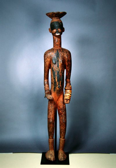 Female Statue by Nigerian